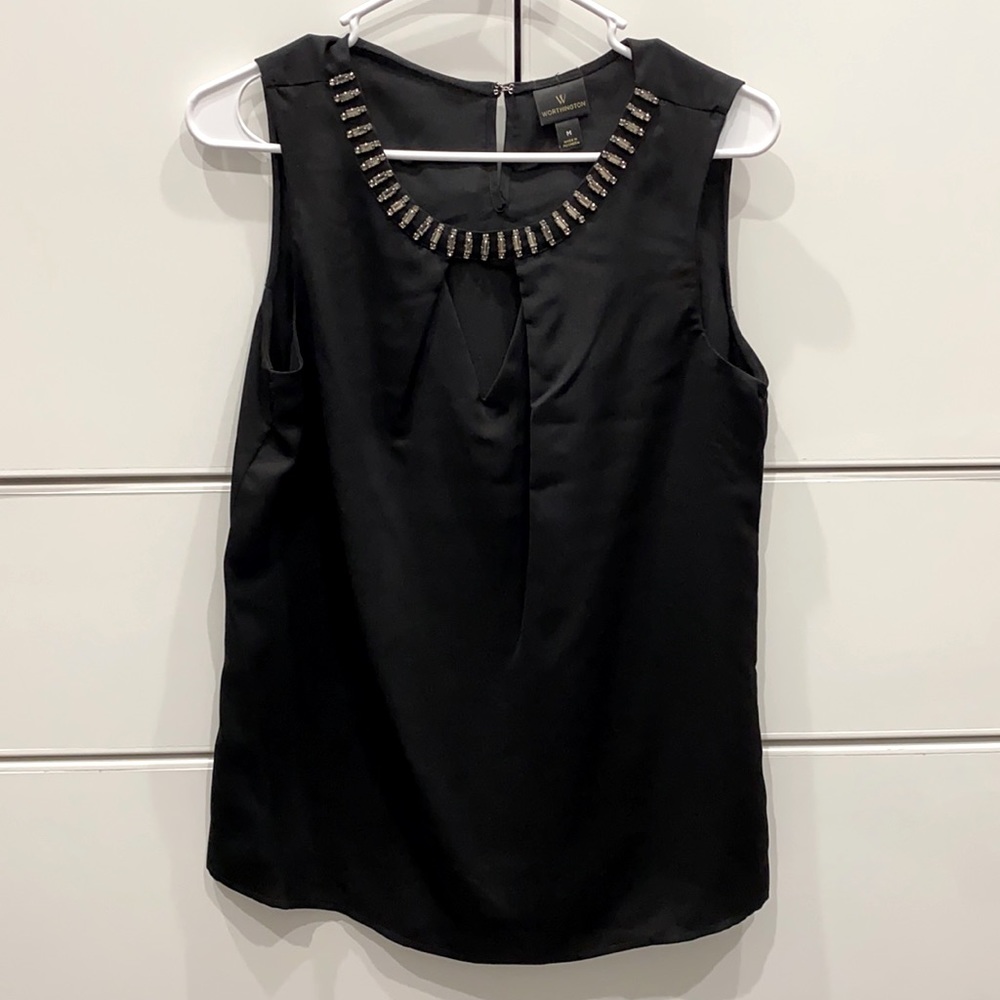 Sleeveless blouse. Black size M